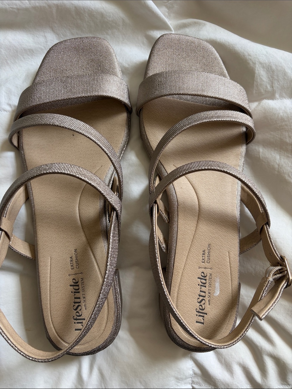 Lifestride Janet sandal bronze size 8.5 m